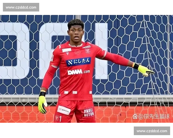 铃木彩艳：门将的 “安心感” 哲学